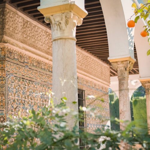 Visitas Guiadas en Español al Barrio de Santa Cruz en Sevilla con Guía Local Oficial