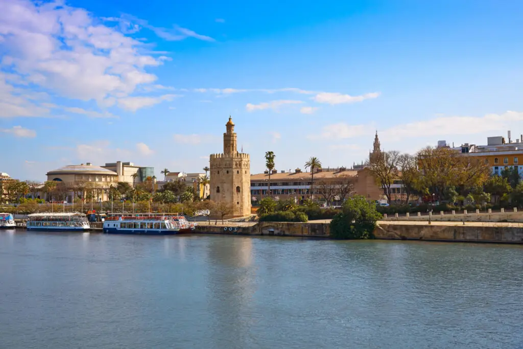 Manuel Campos Valero. Guía Oficial en Sevilla. Creamos tu visita privada a Sevilla.