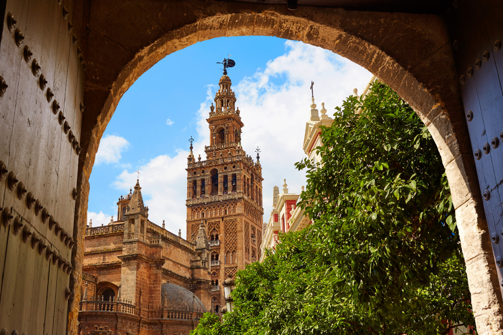 Los diez espacios imprescindibles en tu visita guiada que debes conocer en la Catedral de Sevilla