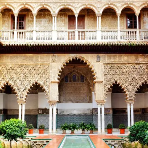 Rutas para descubir la Sevilla historica con Guía Local de Sevilla Walks.