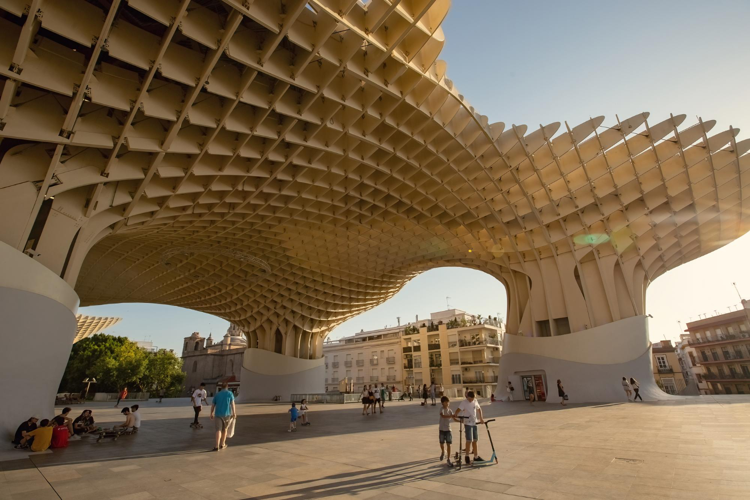 La Mejor Manera de Conocer el Centro Histórico de Sevilla: Descúbrelo Paseando