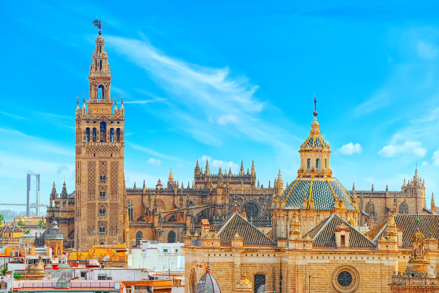 Ruta por las principales iglesias de Sevilla: un viaje por el arte y la devoción