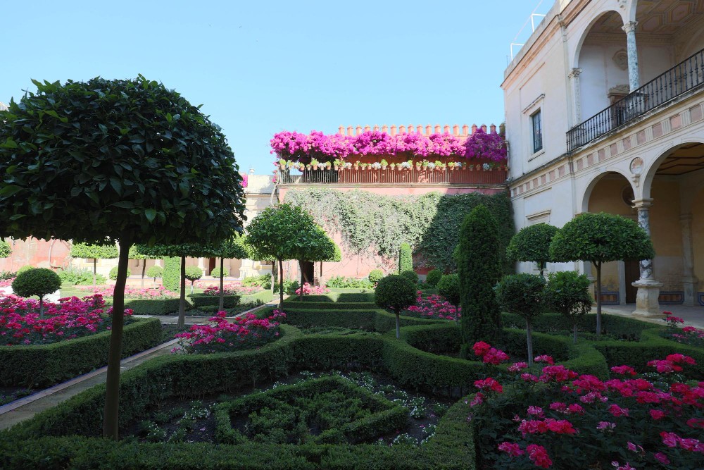 ¿Que palacios visitar con visita guiada en Sevilla?