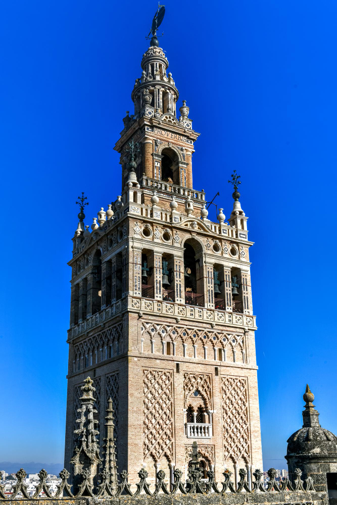 La Sevilla almohade: secretos, monumentos y curiosidades del legado islámico
