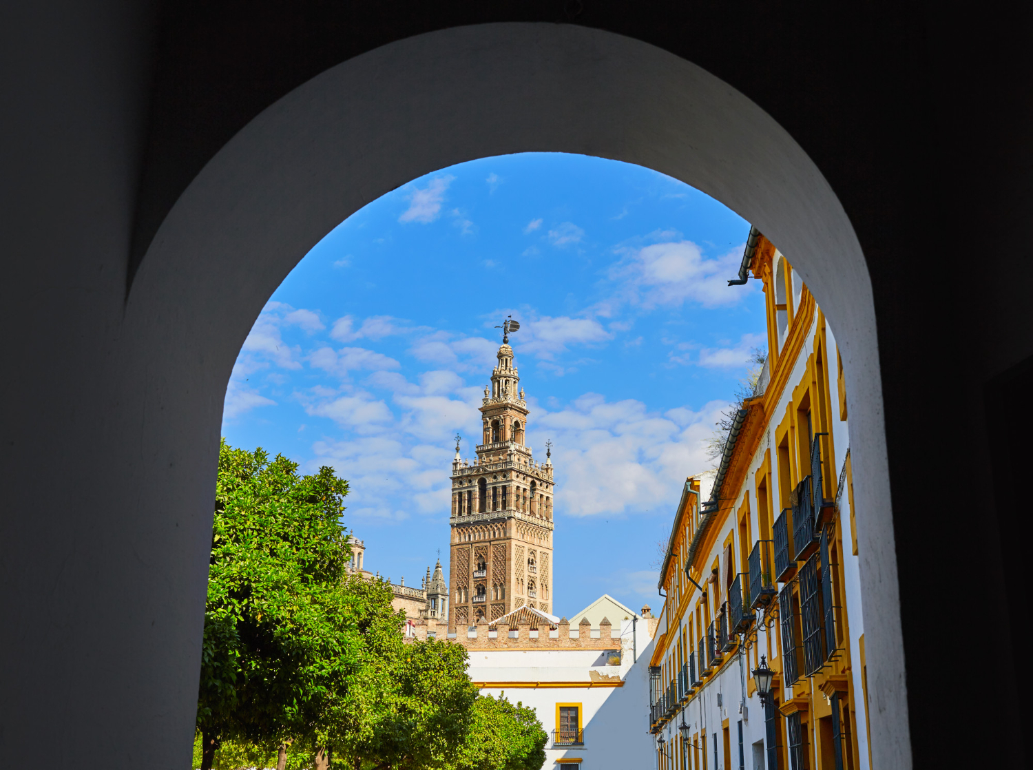 Ruta por la Sevilla de las tres culturas: descubre la huella cristiana, judía e islámica de la ciudad