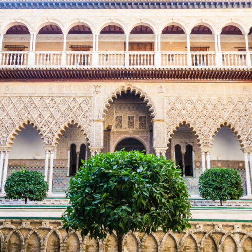 Ruta por la Sevilla de las tres culturas: descubre la huella cristiana, judía e islámica de la ciudad